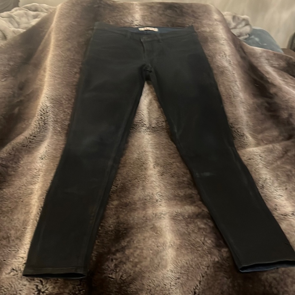Gorgeous NWT coated jean